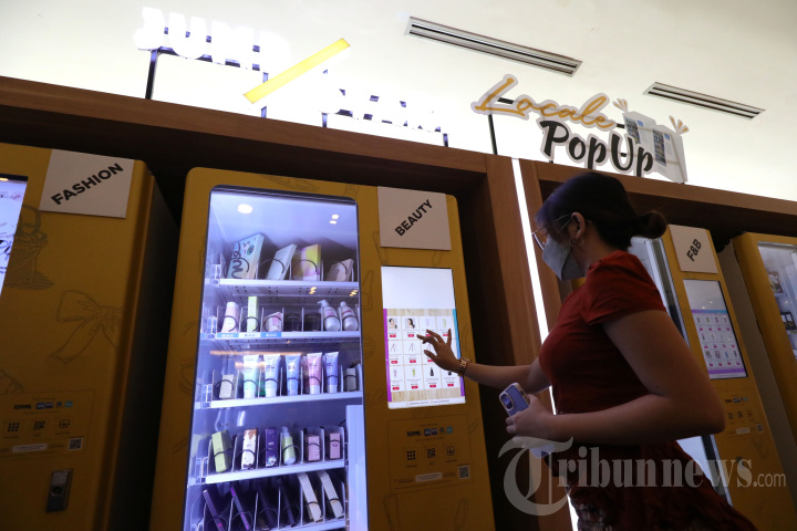 Peluncuran Smart Vending Machine
