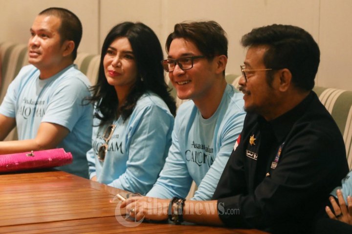 Pemain Film Assalamualaikum Calon Imam Menyapa Penonton Makassar