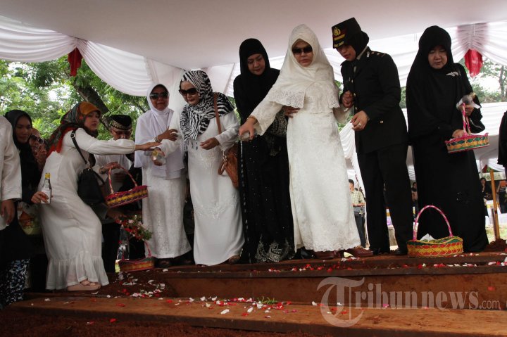 Pemakaman Abubakar Korban Kebakaran RS Mintoharjo