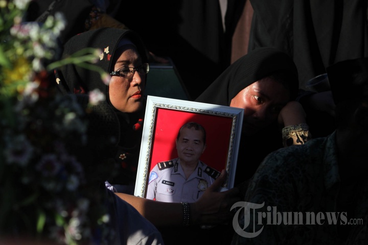 Pemakaman Polisi Korban Terduga Teroris