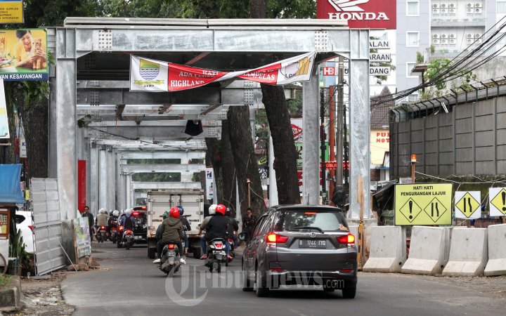 Pembangunan Skywalk Cihampelas Bandung