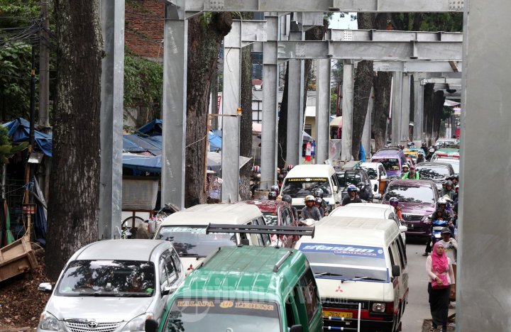 Pembangunan Skywalk Cihampelas Bandung