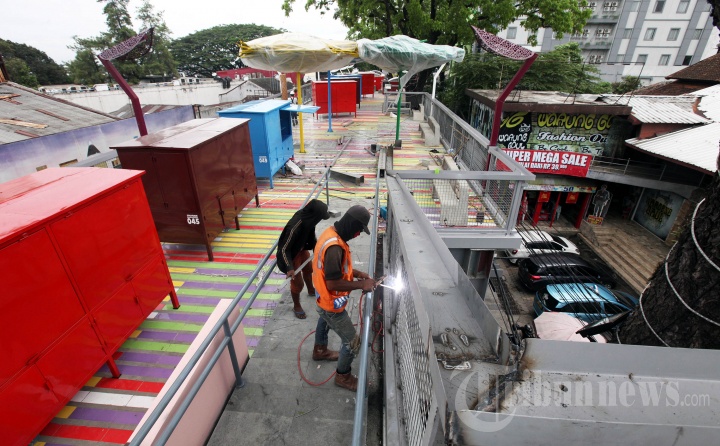 Pembangunan Skywalk Cihampelas
