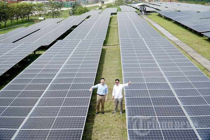 Pembangunan Solar Panel di Riau