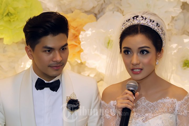 Pemberkatan Pernikahan Chelsea dan Glenn di Gereja Katedral