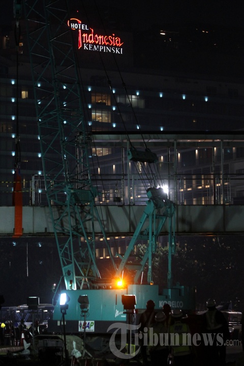 Pembongkaran JPO Bundaran HI