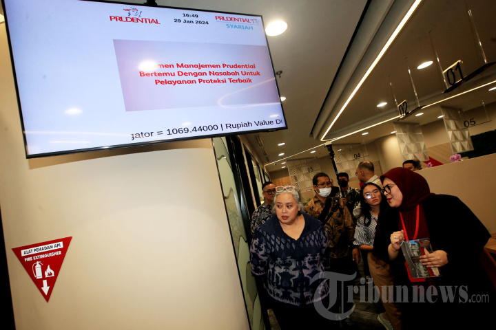 Pembukaan Kembali Customer Care Walk In Center di PruCentre