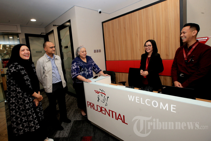 Pembukaan Kembali Customer Care Walk In Center di PruCentre