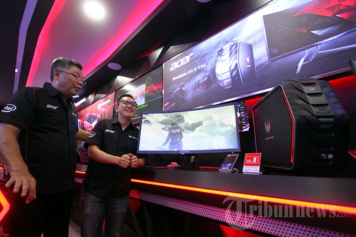 Pembukaan Predator Store Gaming