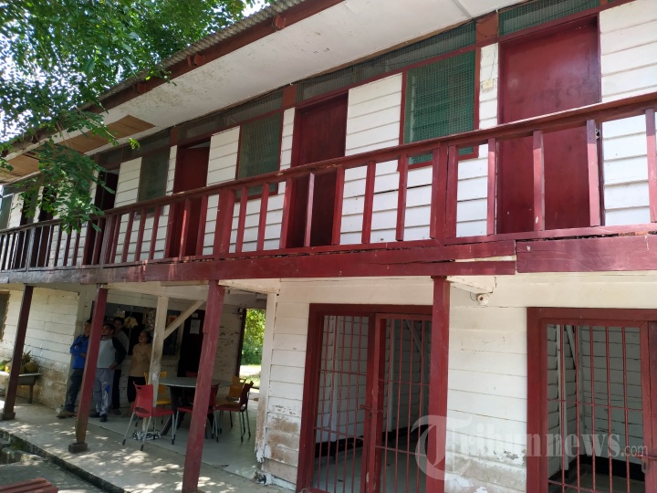 Bangunan museum eks camp Vietnam di Pulau Galang, Kepri, Rabu (4/3/2020). Pemerintah berencana merehabilitasi rumah sakit di Pulau Galang, Kepulauan Riau, agar bisa digunakan melakukan observasi bagi pasien terduga virus corona. 