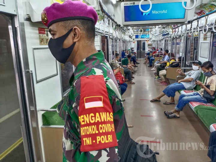 Pemerintah Kerahkan TNI-Polri Untuk Pengawas Protokol Covid-19