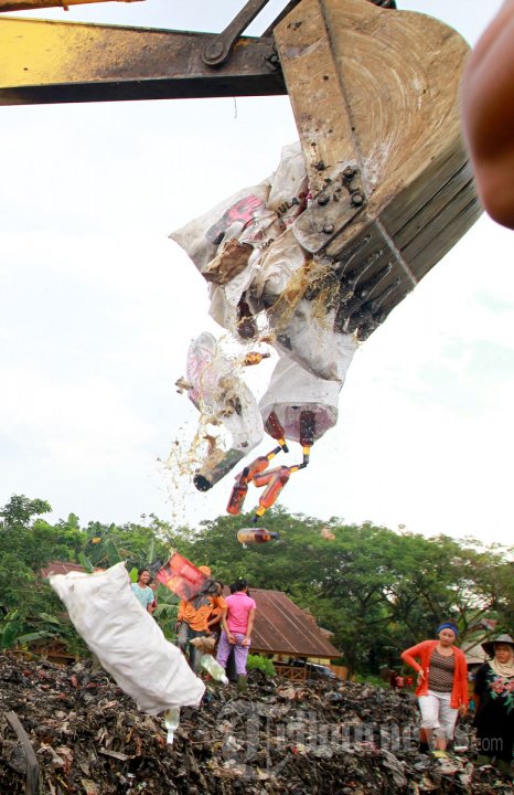 Pemusnahan Barbuk di TPA