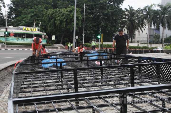 Penambahan Tanaman Hias Percantik Bundaran HI