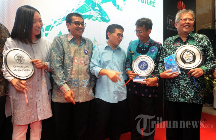 Penandatanganan MoU Huawei SmartGen