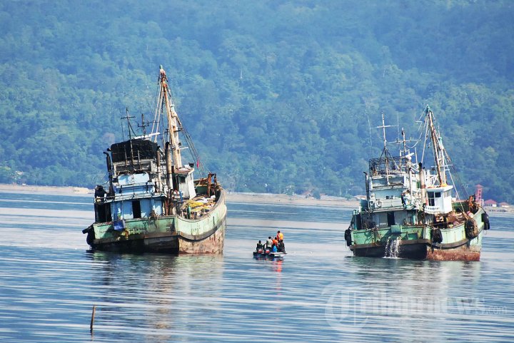 Penenggelaman Kapal Asing Pencuri Ikan