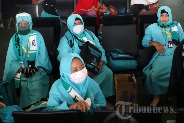Penerbangan Umrah Perdana di Masa Pandemi
