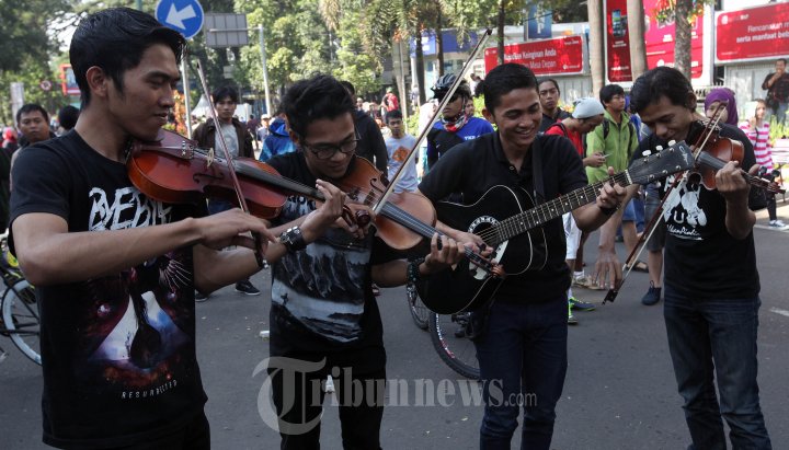 Pengamen Pasukan Upil Piolin
