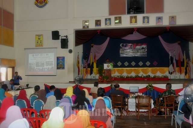 Pengarahan Direktur Latgabma Malindo kepada Masyarakat dan Mahas