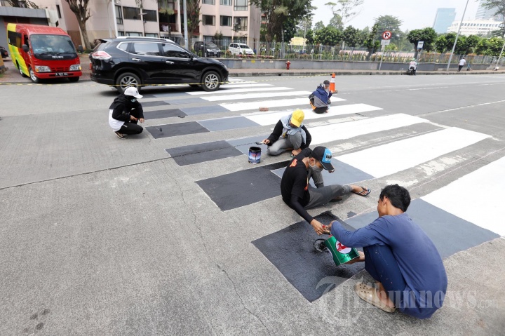 Pengecatan Zebra Cross 3D