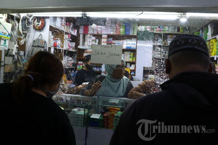 Penggunaan Plastik Antisipasi Penyebaran Covid-19