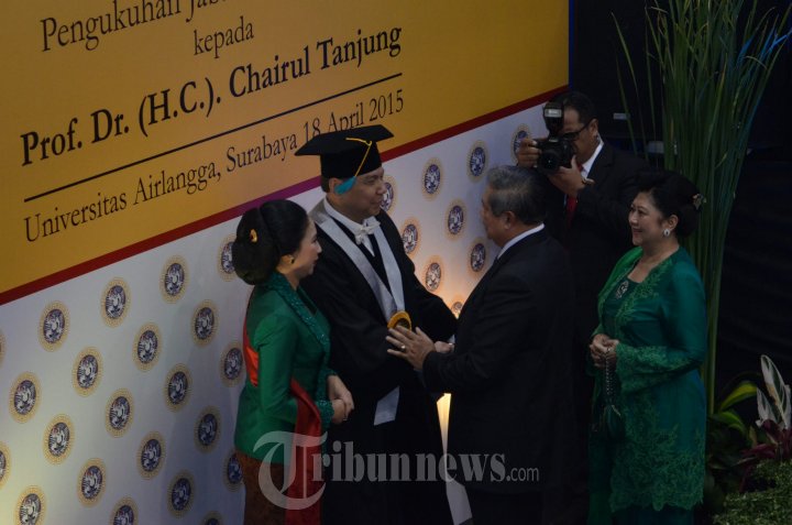 Pengukuhan Chairul Tanjung Guru Besar Unair