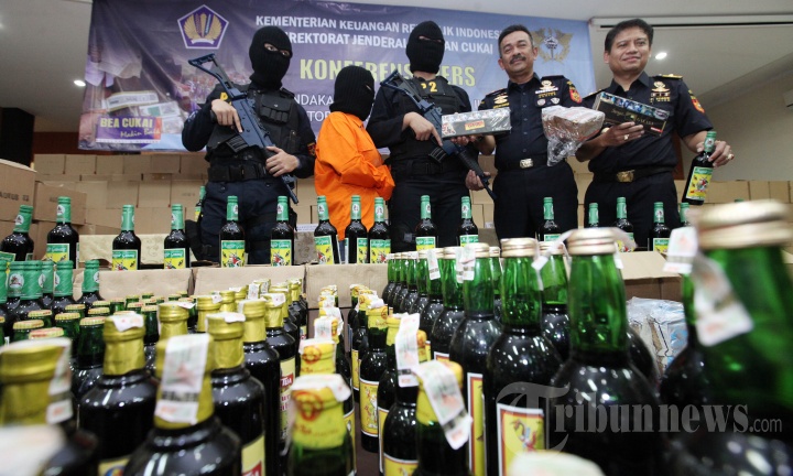 Penindakan Barang Kena Cikai Ilegal Oleh Bea Cukai Jabar