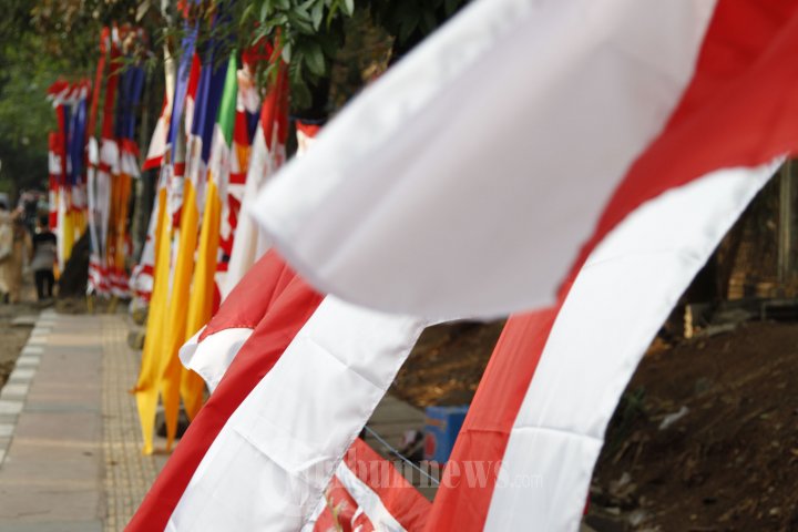 Penjual Bendera Musiman