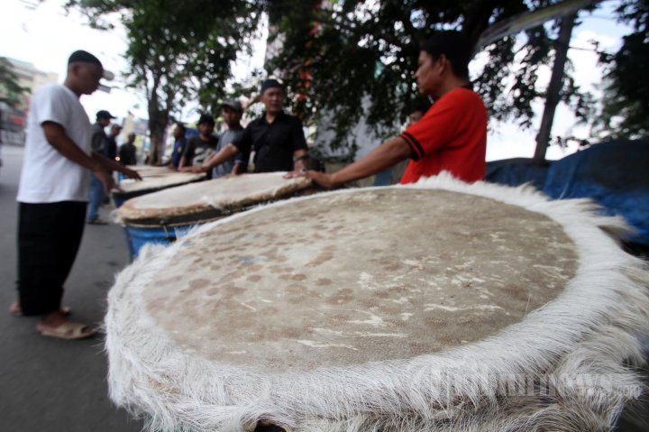 Penjualan Bedug Jelang Lebaran