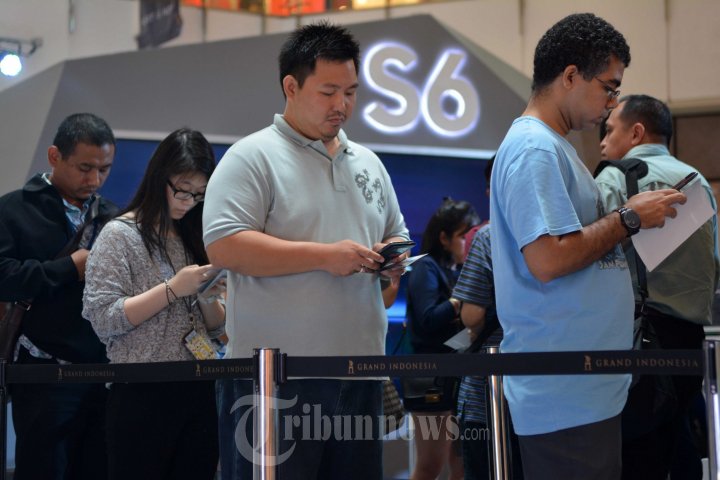 Penjualan Perdana Samsung Galaxy S6 edge