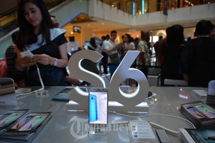 Penjualan Perdana Samsung Galaxy S6 edge