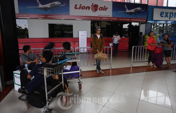 Penumpang Lion Air Batal Berangkat Dari Bandara Soekarno-Hatta