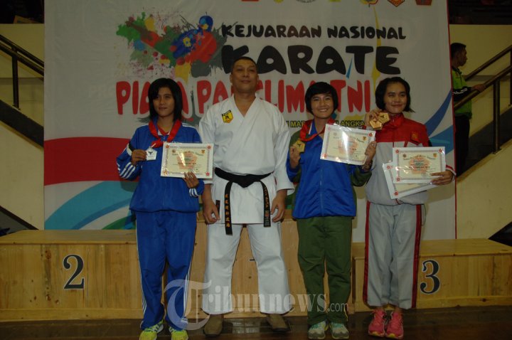 Penutupan Kejurnas Karate Piala Panglima TNI III