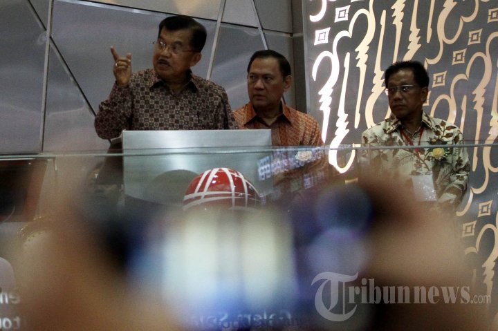 Penutupan Perdagangan Saham 2015