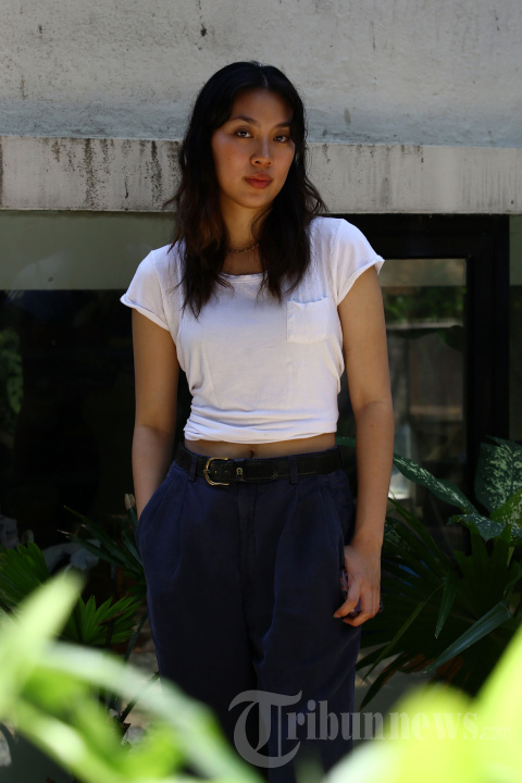 Penyanyi Mezzaluna D Azzurri Rilis Single Ketiga You Should Know