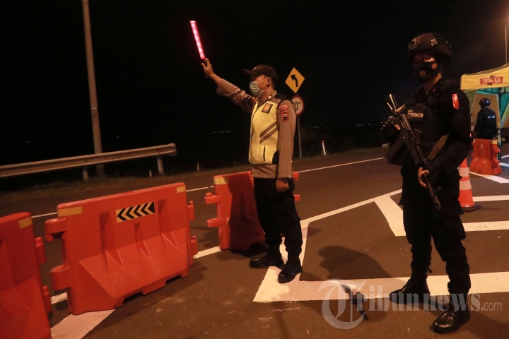 Penyekatan Pemudik di Tol Pejagan-Pemalang