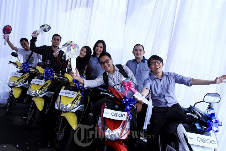 Penyerahan Hadiah Utama Games Code Hunter