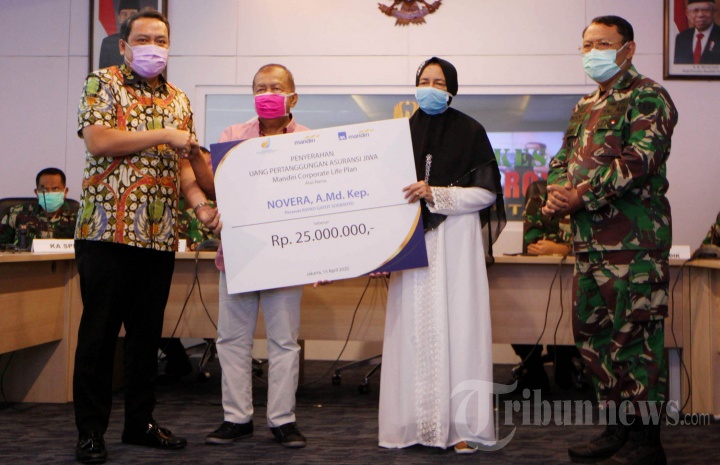 Penyerahan Uang Pertanggungan Asuransi Jiwa Covid-19