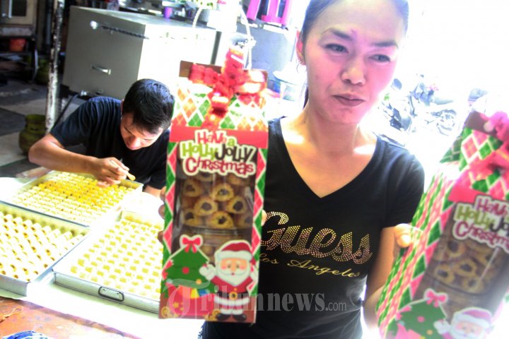 Perajin Kue Natal Dhea Cakes & Cokies Kewalahan Order