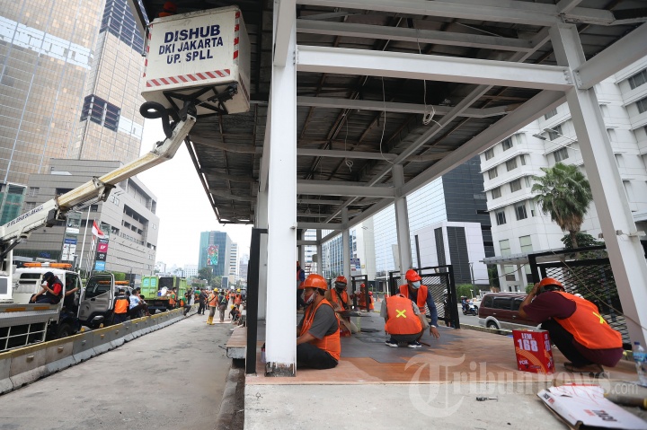 Perbaikan Fasilitas Umum Yang di Rusak