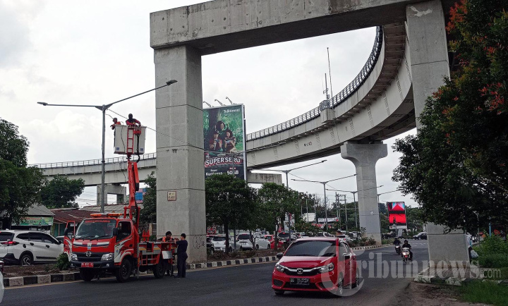 Perbaikan Lampu Jalan Kota Palembang