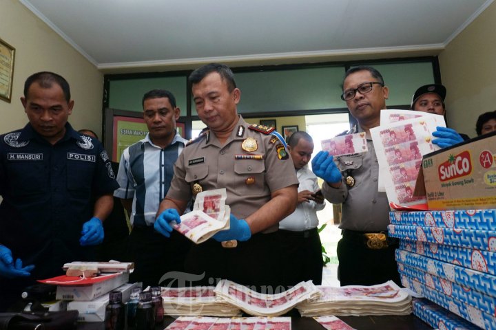 Peredaran Uang Palsu Recehan Rp 100 Ribu Rame di Tangerang