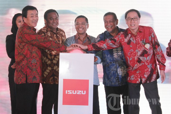 Peresmian Pabrik Baru Isuzu