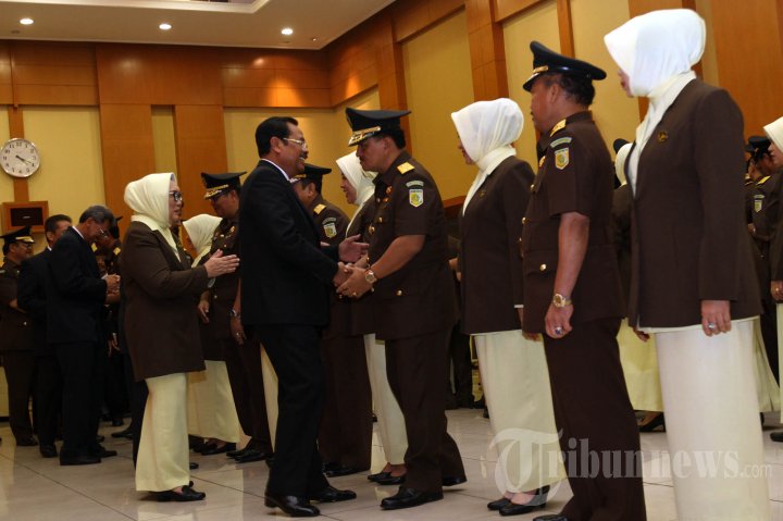 Pergantian Jaksa Agung Muda