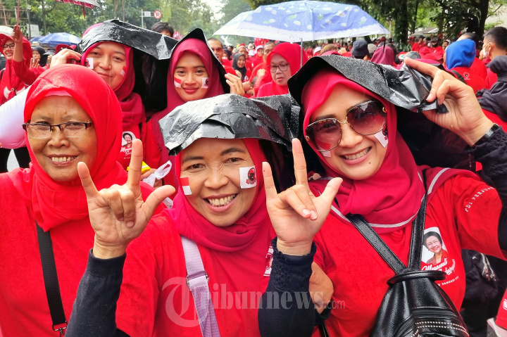 Peringatan HUT PDIP dan HUT Ketua Umum Megawati di Bandung