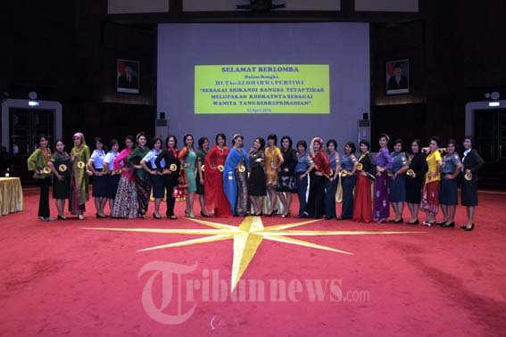 Peringati HUT ke-52, Dharma Pertiwi Gelar Lomba Rias Wajah dan R