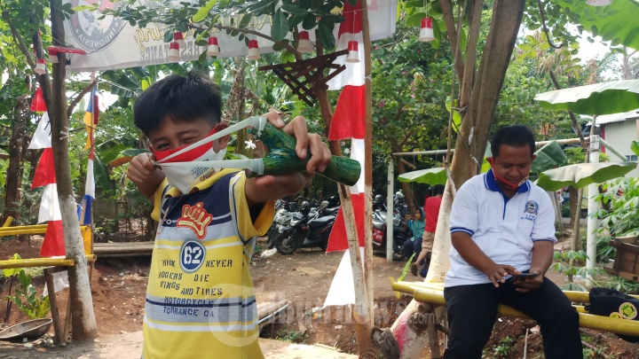 Permainan Ketapel Dari Kimpul Kuning Base Camp Ciledug Tangerang