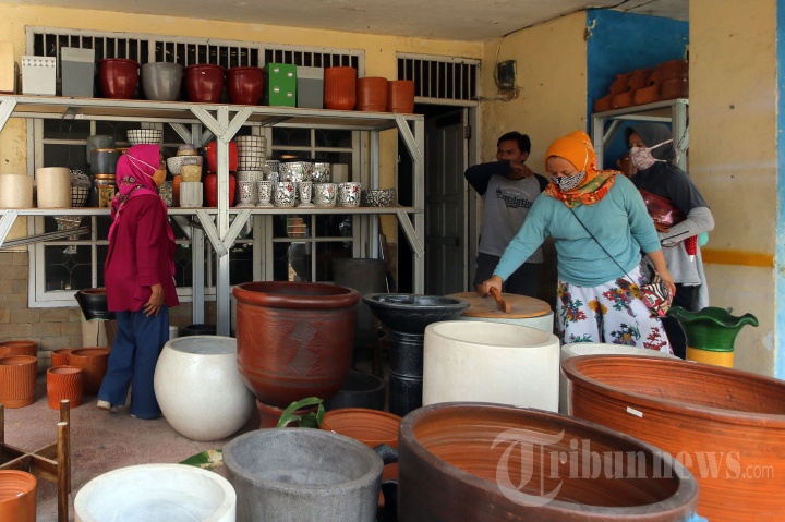 Permintaan Gerabah Meningkat saat Pandemi Covid-19