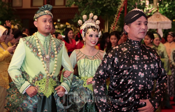 Pernikahan Putra dan Putri Perancang Anna Mariana