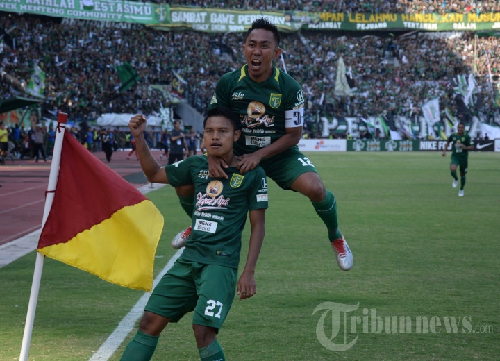 Persebaya Kalahkan Persija 3 -0