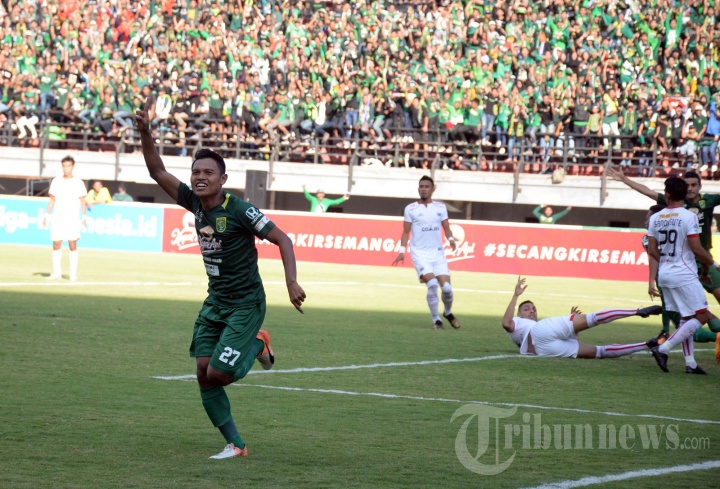 Persebaya Kalahkan Persija 3 -0